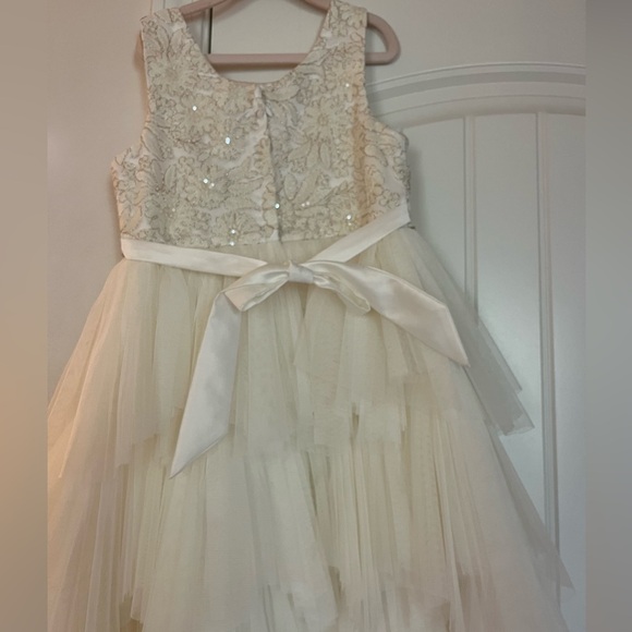 Girls Party Dress - Picture 2 of 6